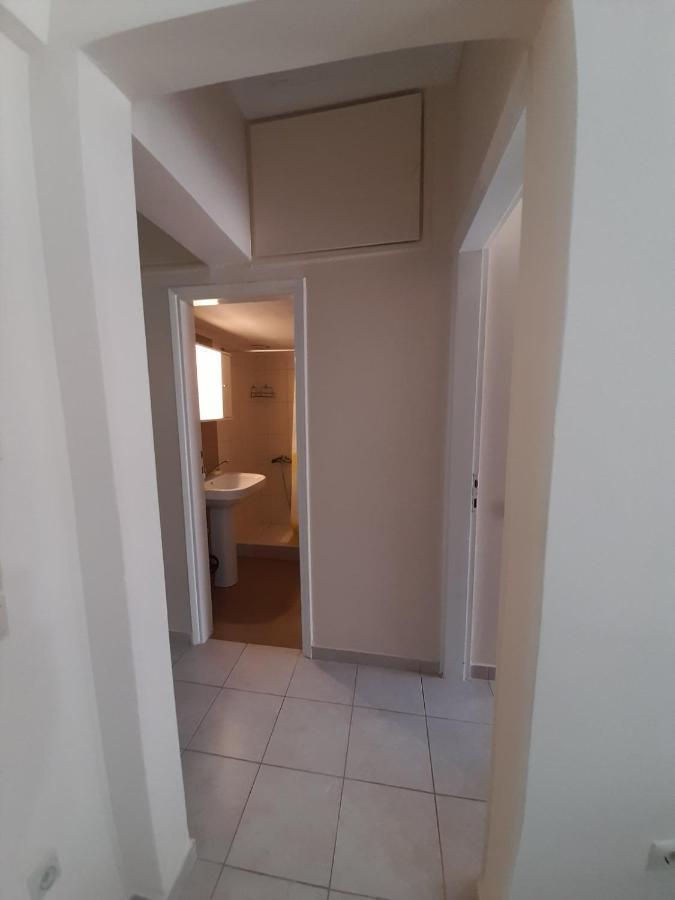 Appartamento Savvas Nea Plagia Esterno foto