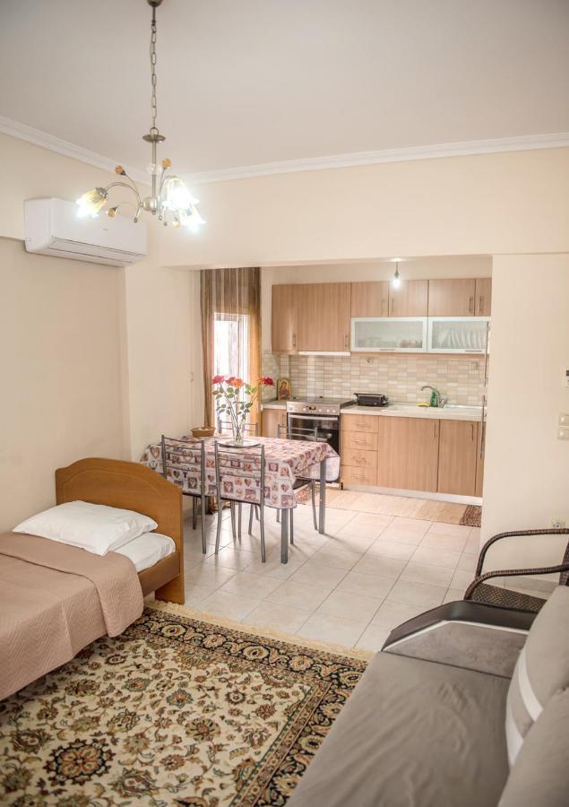 Appartamento Savvas Nea Plagia Esterno foto